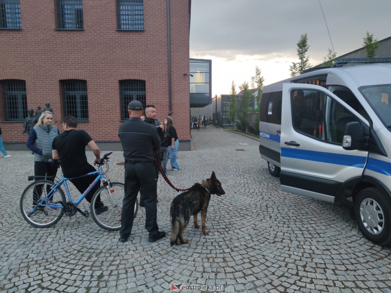 Noc Muzeów w Muzeum Żołnierzy Wyklętych w Ostrołęce [13.05.2023] - zdjęcie #6 - eOstroleka.pl