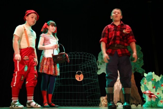 XI Mazowiecki Festiwal Teatrów Amatorskich (05.05.2011) - zdjęcie #27 - eOstroleka.pl