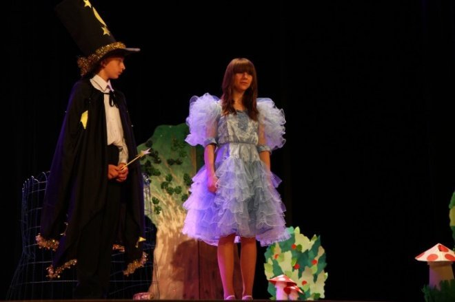 XI Mazowiecki Festiwal Teatrów Amatorskich (05.05.2011) - zdjęcie #23 - eOstroleka.pl