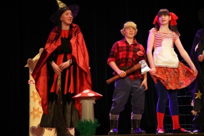 XI Mazowiecki Festiwal Teatrów Amatorskich (05.05.2011) - zdjęcie #3 - eOstroleka.pl