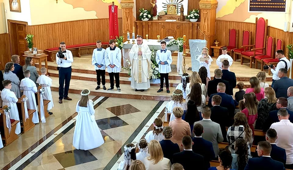 Pierwsza Komunia Święta w Obierwi - fot. RN [13.05.2023] - zdjęcie #21 - eOstroleka.pl