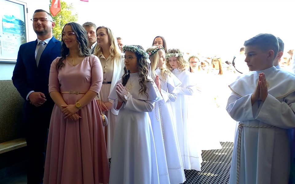 Pierwsza Komunia Święta w Obierwi - fot. RN [13.05.2023] - zdjęcie #19 - eOstroleka.pl