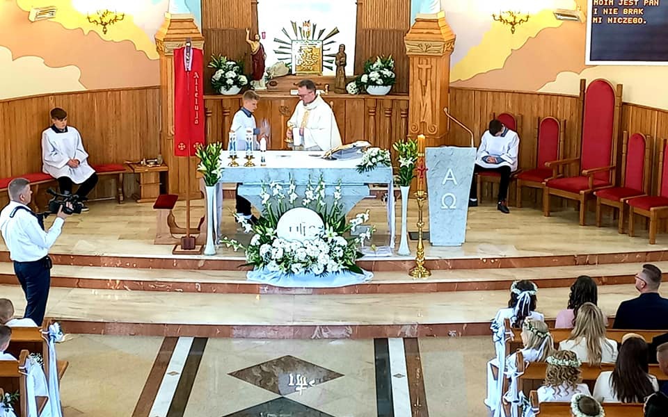 Pierwsza Komunia Święta w Obierwi - fot. RN [13.05.2023] - zdjęcie #15 - eOstroleka.pl