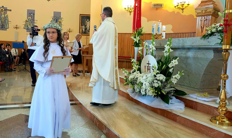 Pierwsza Komunia Święta w Obierwi - fot. RN [13.05.2023] - zdjęcie #7 - eOstroleka.pl