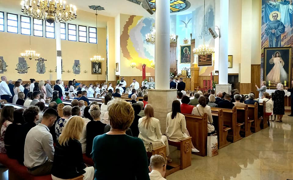 Pierwsza Komunia Święta w Obierwi - fot. RN [13.05.2023] - zdjęcie #6 - eOstroleka.pl