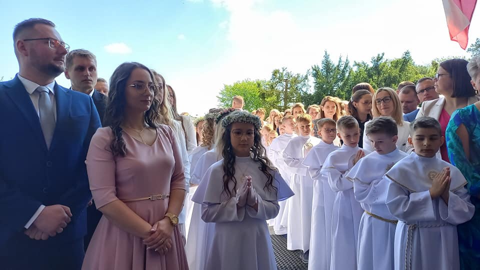 Pierwsza Komunia Święta w Obierwi - fot. RN [13.05.2023] - zdjęcie #4 - eOstroleka.pl