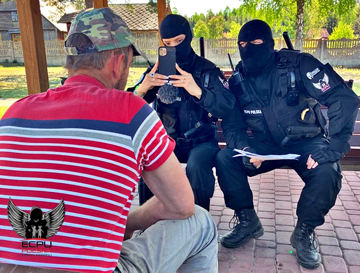Akcja łowców pedofili w gminie Lelis [13.05.2023] - zdjęcie #13 - eOstroleka.pl