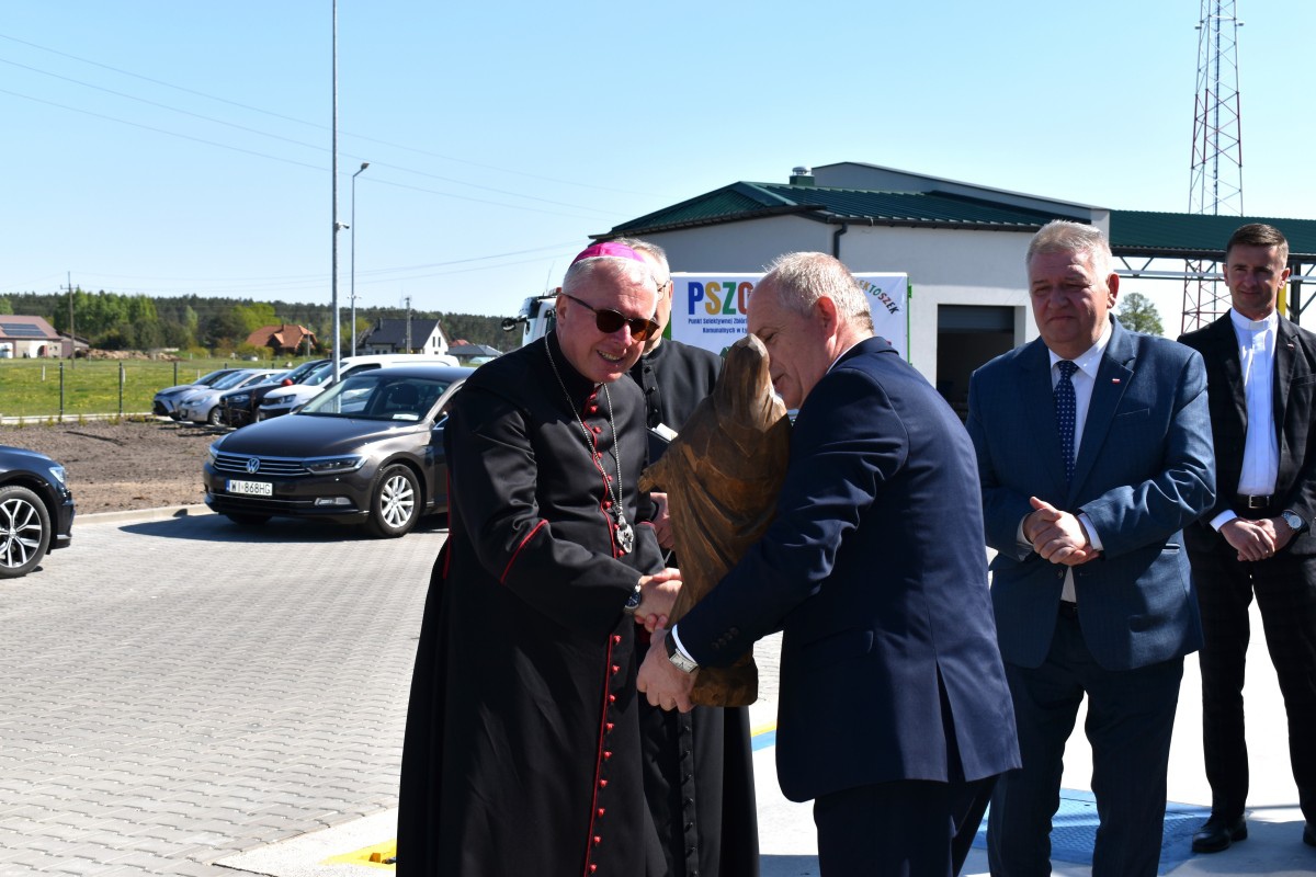 Oficjalne otwarcie Punktu Selektywnej Zbiórki Odpadów Komunalnych w Gminie Łyse - zdjęcie #22 - eOstroleka.pl