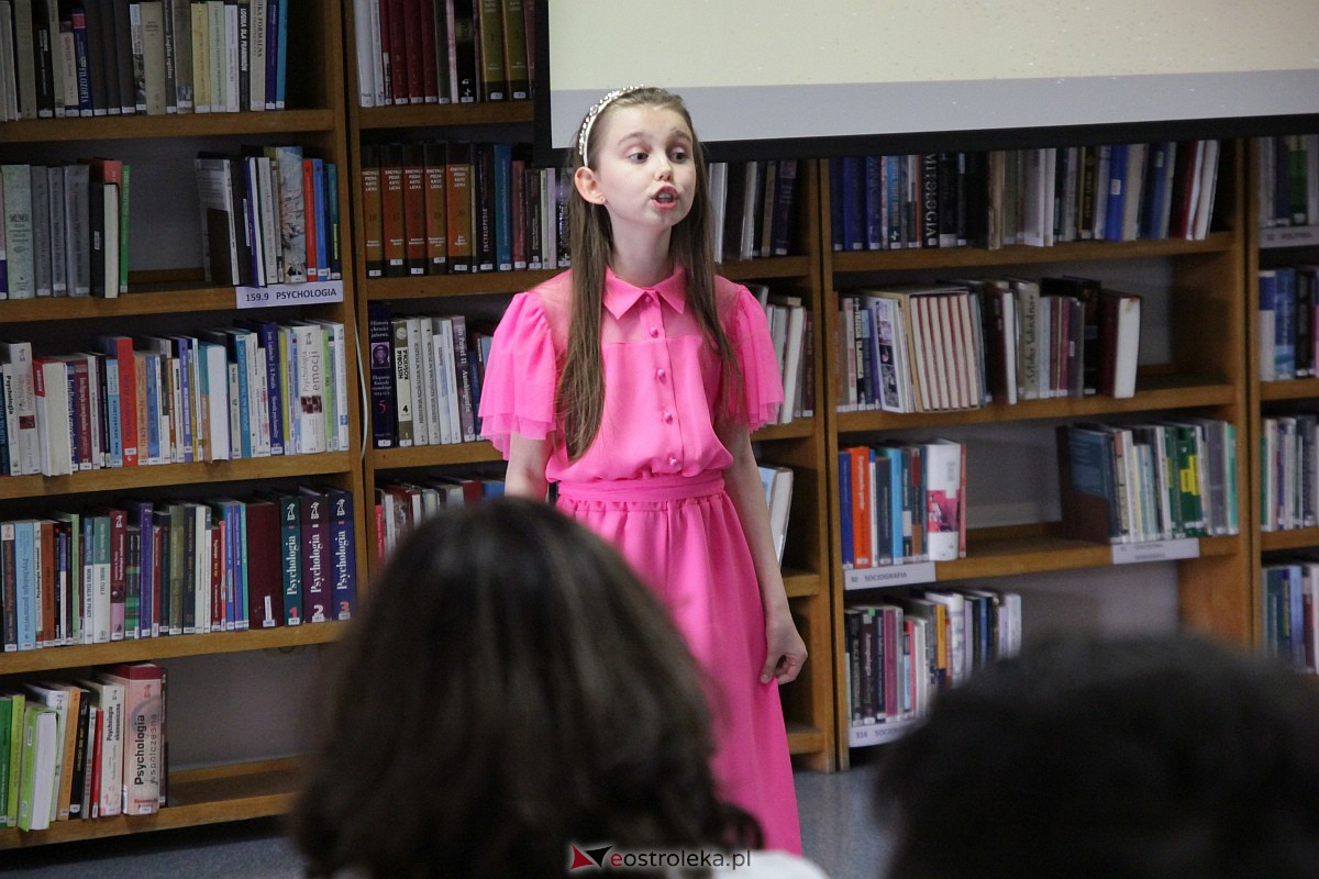 Finał Ostrołęckiego Konkursu Recytatorskiego [18.05.2023] - zdjęcie #21 - eOstroleka.pl