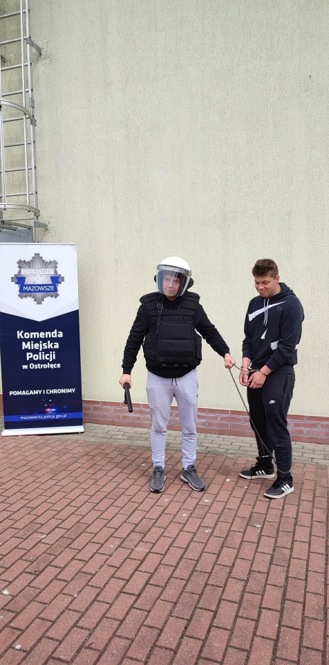 I Powiatowy Piknik Prewencyjny w Kadzidle [18.05.2023] - zdjęcie #1 - eOstroleka.pl