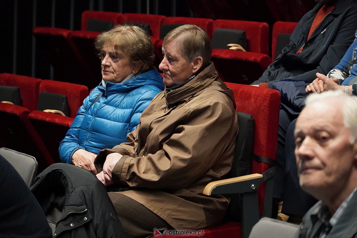 O ludziach zniszczonych przez totalitaryzm. Spotkanie z profesor Izabelą Łapińską w Muzeum Żołnierzy Wyklętych [19.05.2023] - zdjęcie #5 - eOstroleka.pl