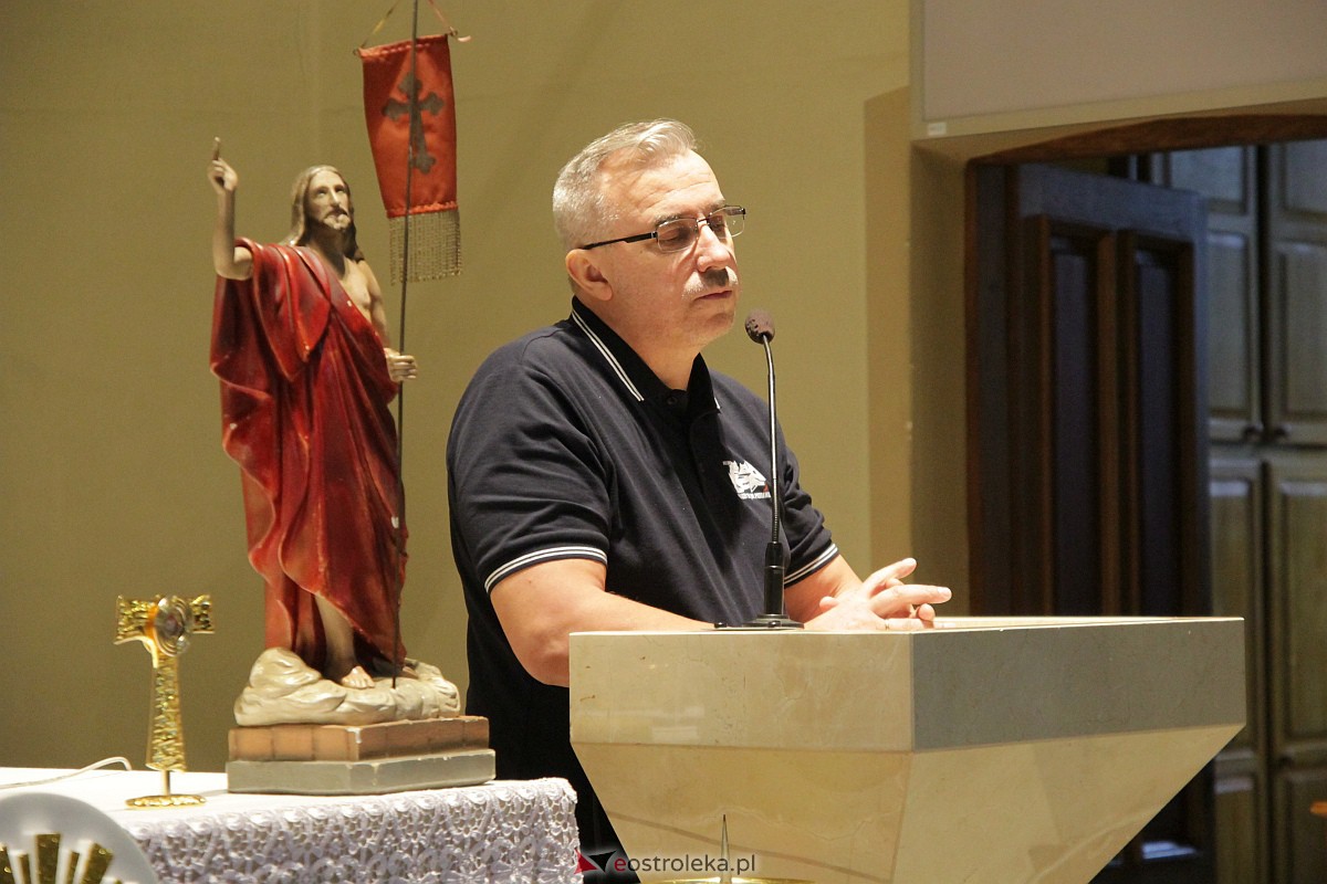 Spotkanie z Wojciechem Sumlińskim w kościele pw. św. Wojciecha w Ostrołęce [19.05.2023] - zdjęcie #2 - eOstroleka.pl