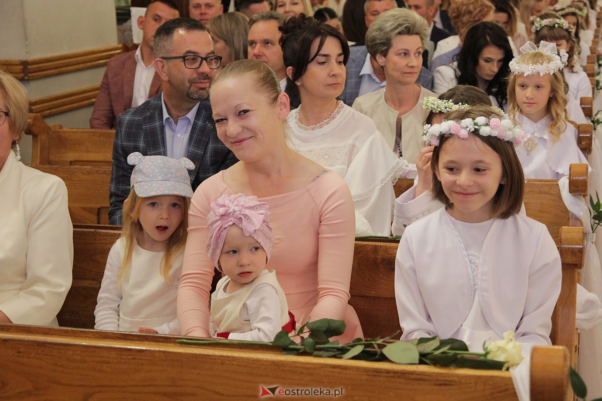 I Komunia Święta w kościele farnym [20.05.2023] - zdjęcie #7 - eOstroleka.pl