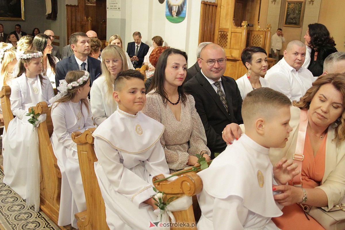 I Komunia Święta w kościele farnym [20.05.2023] - zdjęcie #29 - eOstroleka.pl