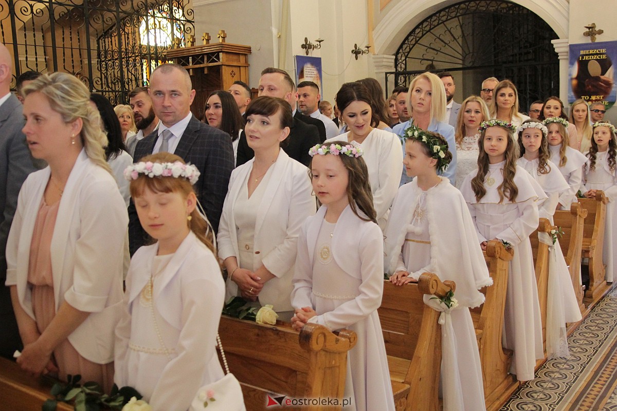 I Komunia Święta w kościele farnym [20.05.2023] - zdjęcie #46 - eOstroleka.pl