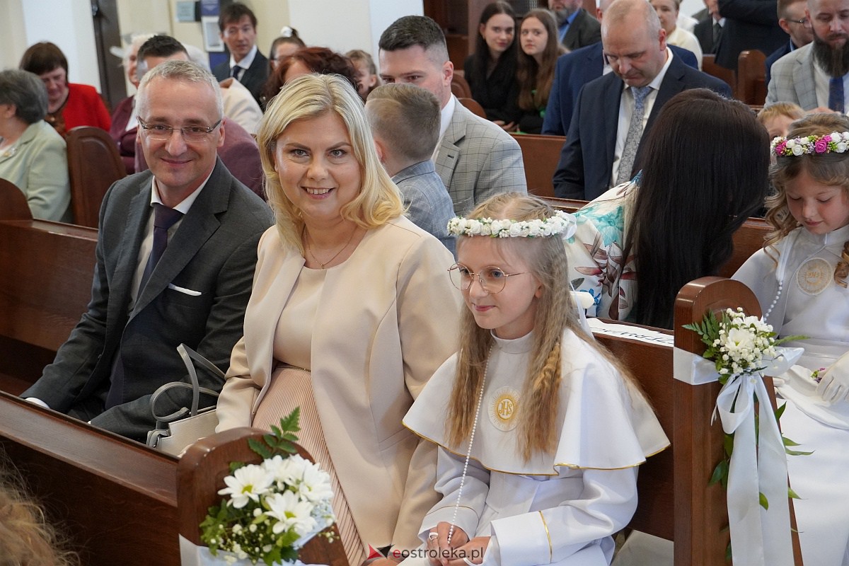 Uroczystość Pierwszej Komunii Świętej w parafii pw. św. Franciszka z Asyżu w Ostrołęce [20.05.2023] - zdjęcie #36 - eOstroleka.pl