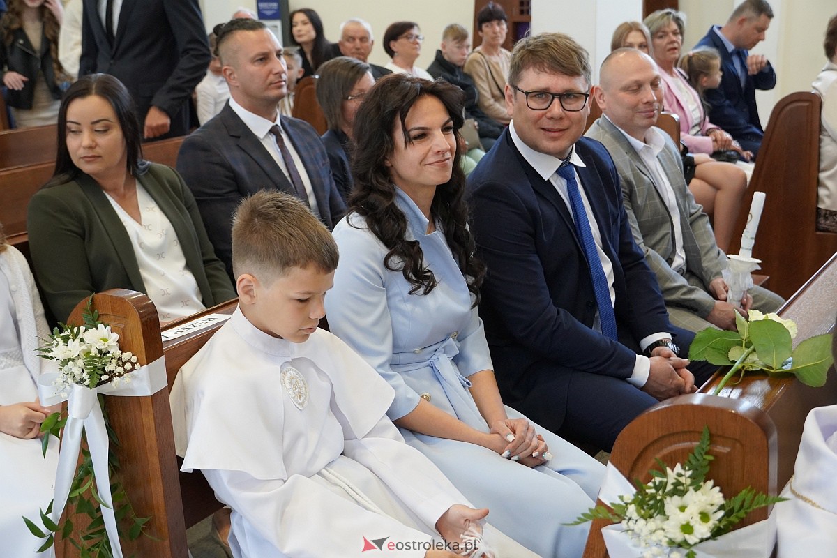 Uroczystość Pierwszej Komunii Świętej w parafii pw. św. Franciszka z Asyżu w Ostrołęce [20.05.2023] - zdjęcie #7 - eOstroleka.pl