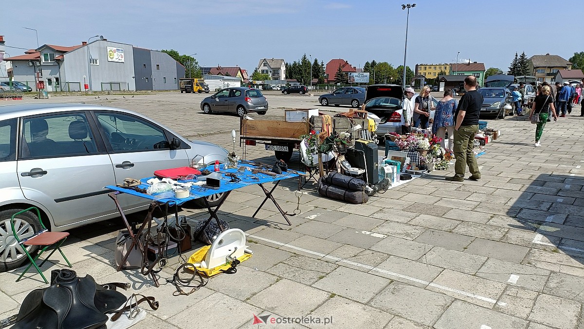 Pchli Targ w Ostrołęce [20.05.2023] - zdjęcie #16 - eOstroleka.pl