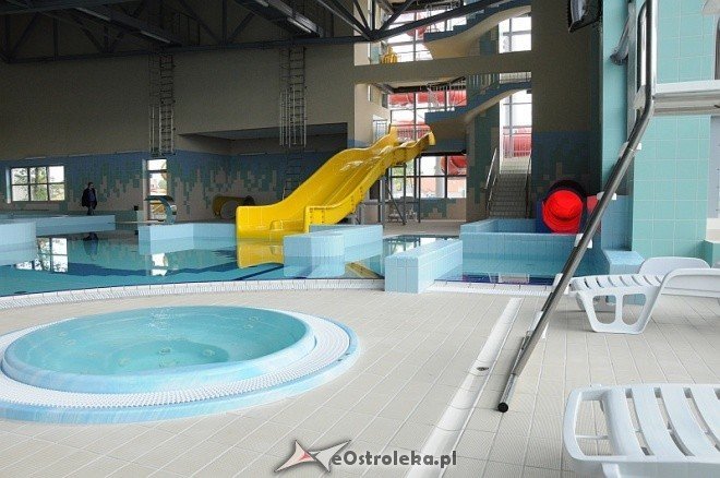 Ostatnie przygotowania do otwarcia basenu (06.05.2011) - zdjęcie #33 - eOstroleka.pl