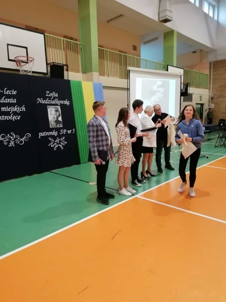 Dzień Patronki w Szkole Podstawowej nr 5 im. Zofii Niedziałkowskiej [22.05.2023] - zdjęcie #26 - eOstroleka.pl