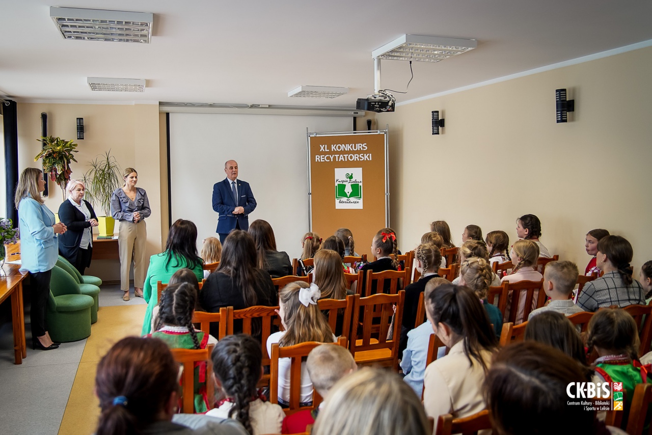 XL konkurs recytatorski Kurpie Zielone w Literaturze [23.05.2023] - zdjęcie #17 - eOstroleka.pl