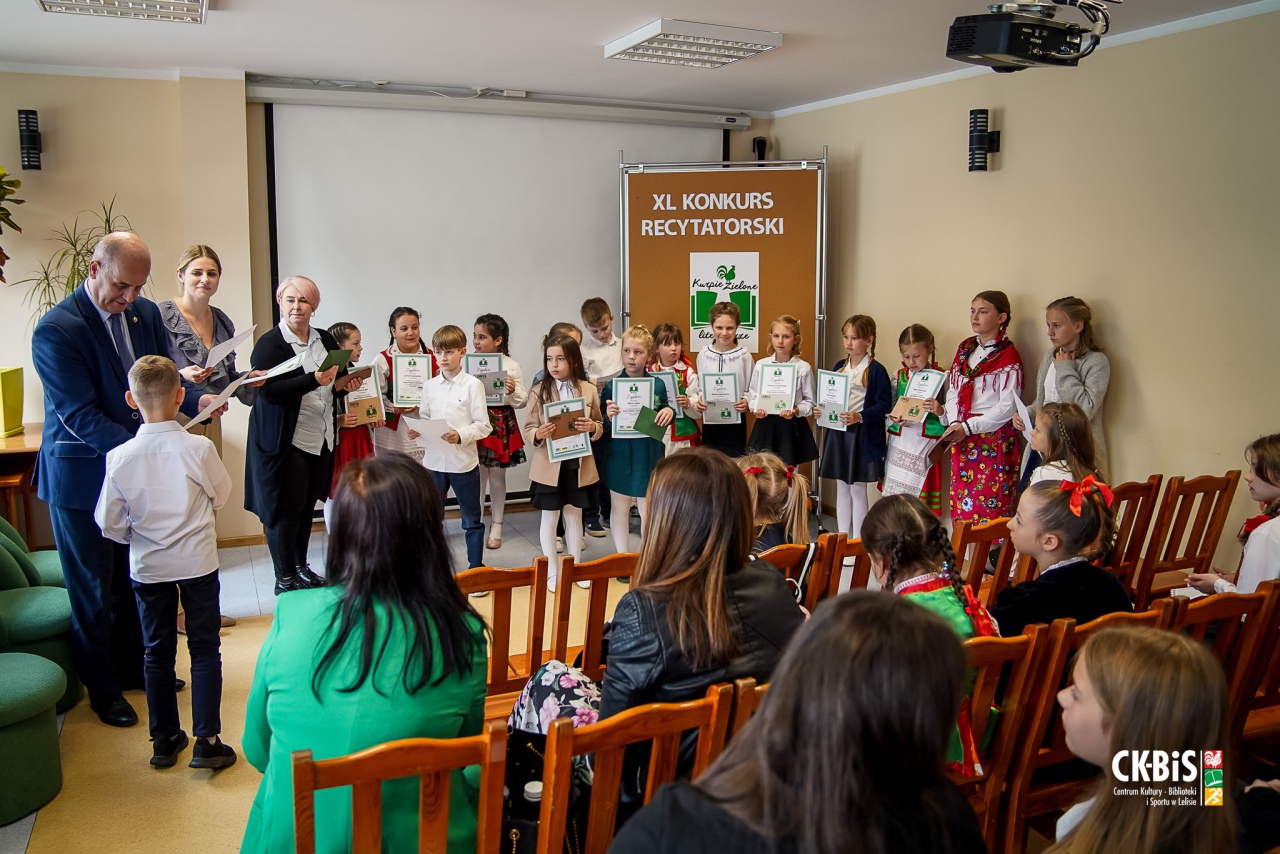 XL konkurs recytatorski Kurpie Zielone w Literaturze [23.05.2023] - zdjęcie #22 - eOstroleka.pl
