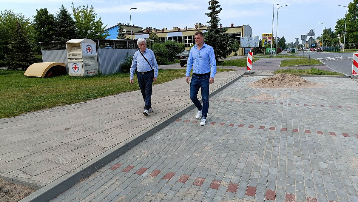 Nowy parking na Roweckiego “Grota” już prawie gotowy [24.05.2023] - zdjęcie #5 - eOstroleka.pl