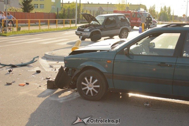 Wypadek na ul. Korczaka (08.05.2011) - zdjęcie #13 - eOstroleka.pl