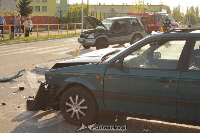 Wypadek na ul. Korczaka (08.05.2011) - zdjęcie #14 - eOstroleka.pl