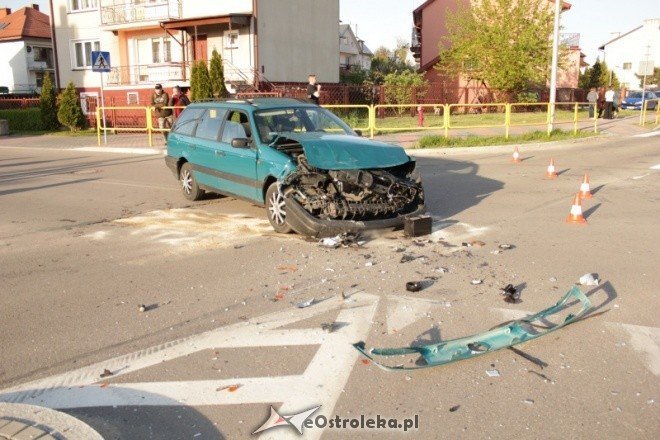 Wypadek na ul. Korczaka (08.05.2011) - zdjęcie #26 - eOstroleka.pl