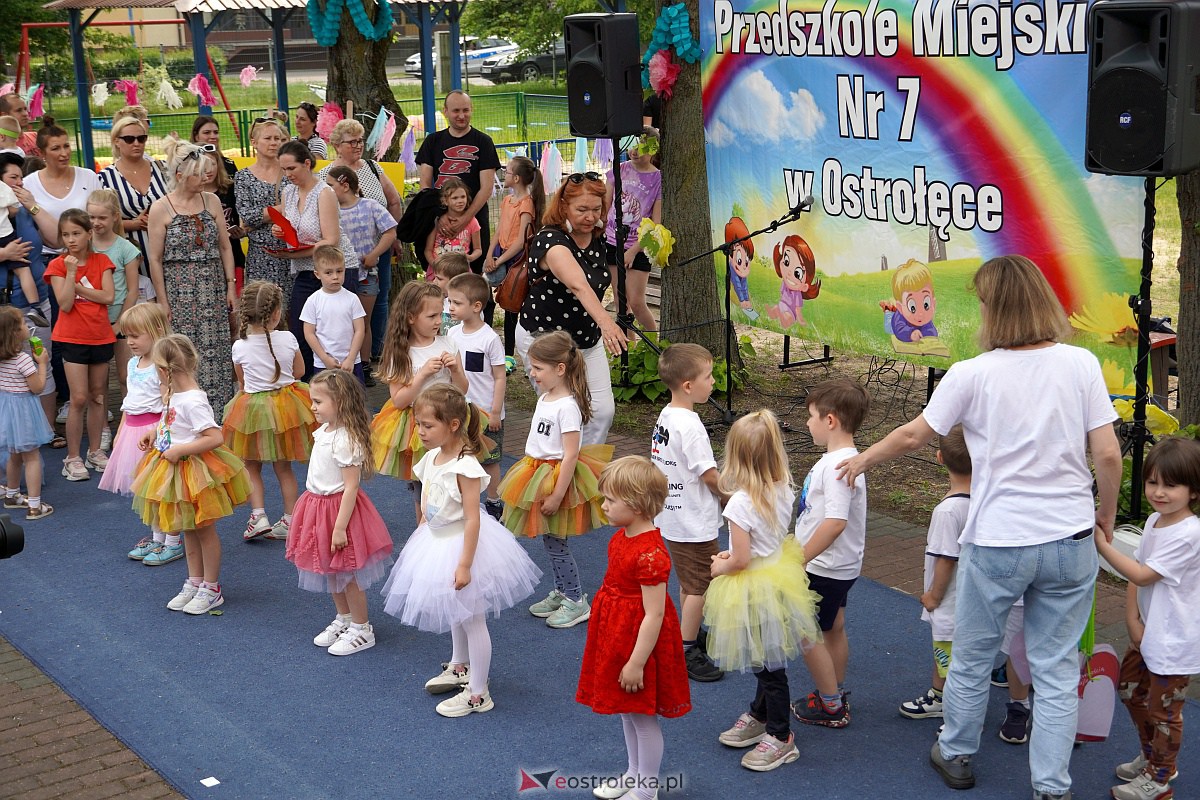 Festyn Rodzinny w Przedszkolu Miejskim nr 7 [25.05.2023] - zdjęcie #15 - eOstroleka.pl