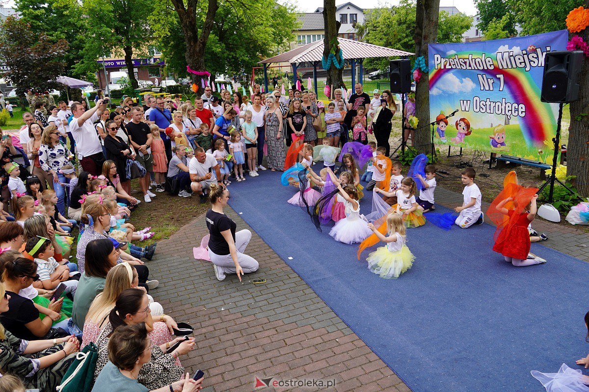 Festyn Rodzinny w Przedszkolu Miejskim nr 7 [25.05.2023] - zdjęcie #23 - eOstroleka.pl
