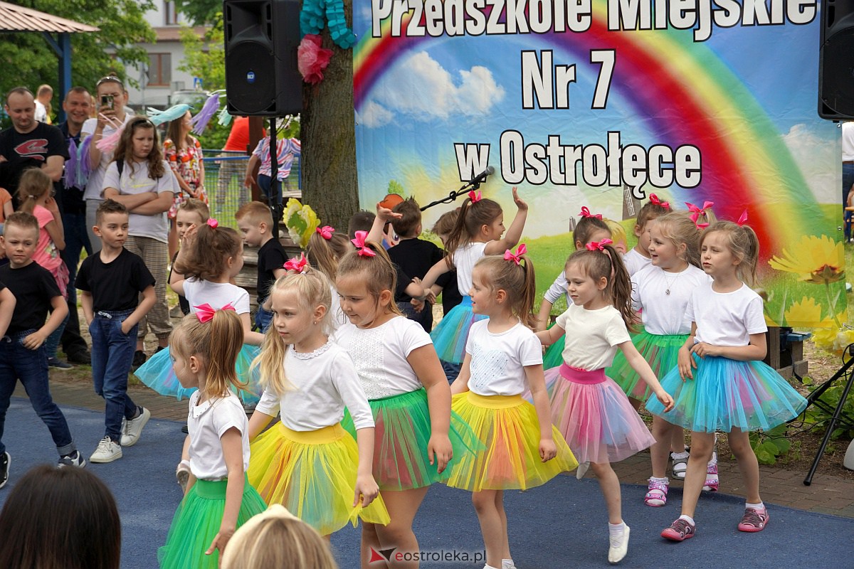 Festyn Rodzinny w Przedszkolu Miejskim nr 7 [25.05.2023] - zdjęcie #71 - eOstroleka.pl