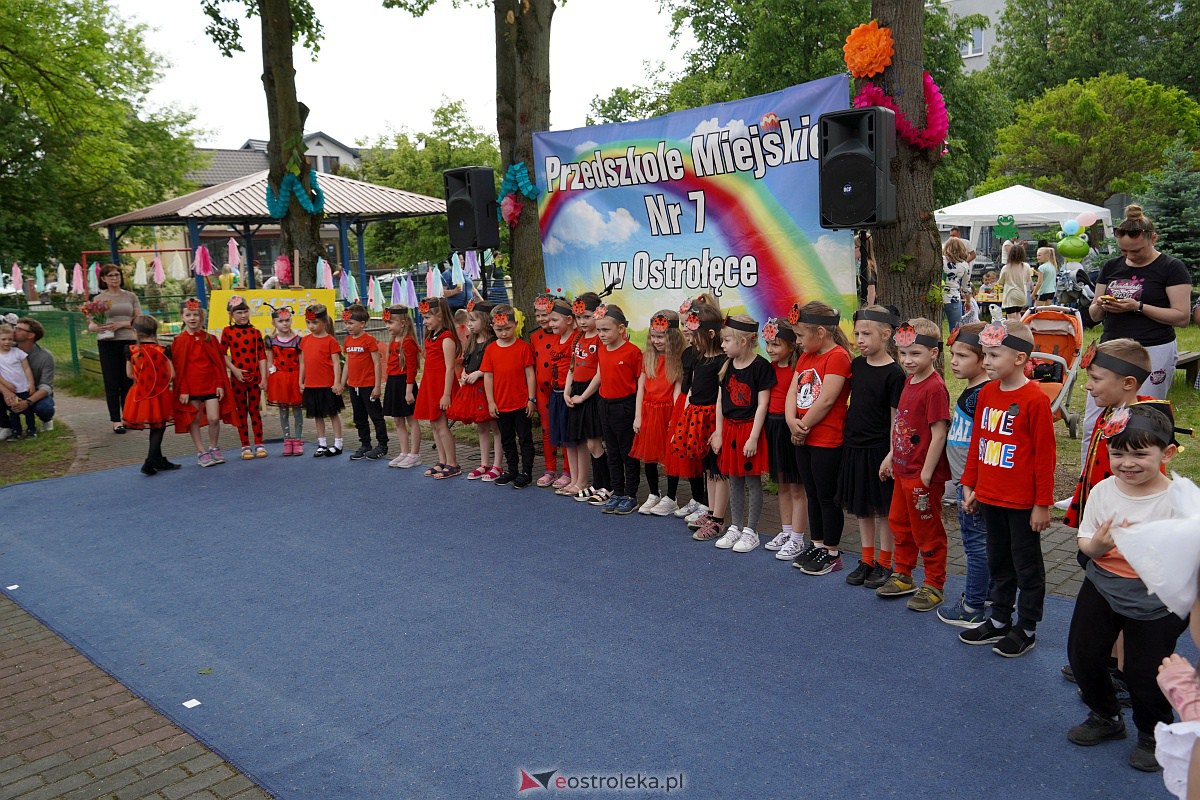 Festyn Rodzinny w Przedszkolu Miejskim nr 7 [25.05.2023] - zdjęcie #9 - eOstroleka.pl