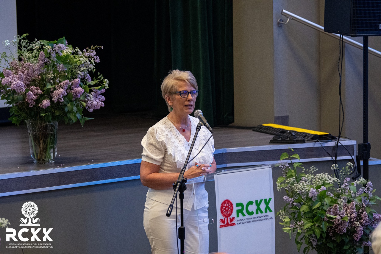 Konferencja w sprawie umocnienia pozycji dialektu kurpiowskiego [24.05.2023] - zdjęcie #6 - eOstroleka.pl