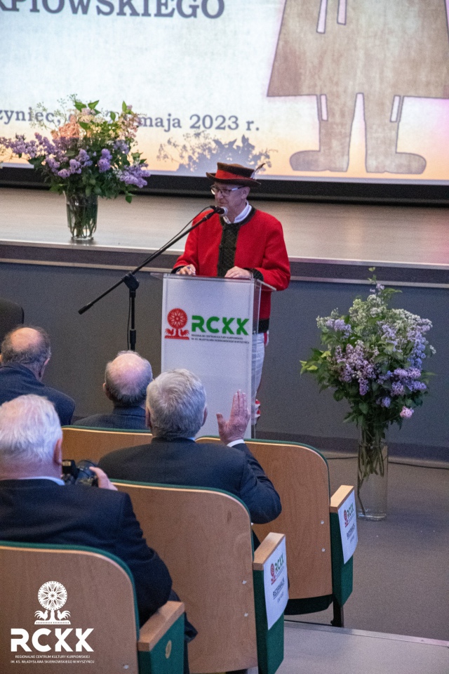 Konferencja w sprawie umocnienia pozycji dialektu kurpiowskiego [24.05.2023] - zdjęcie #4 - eOstroleka.pl