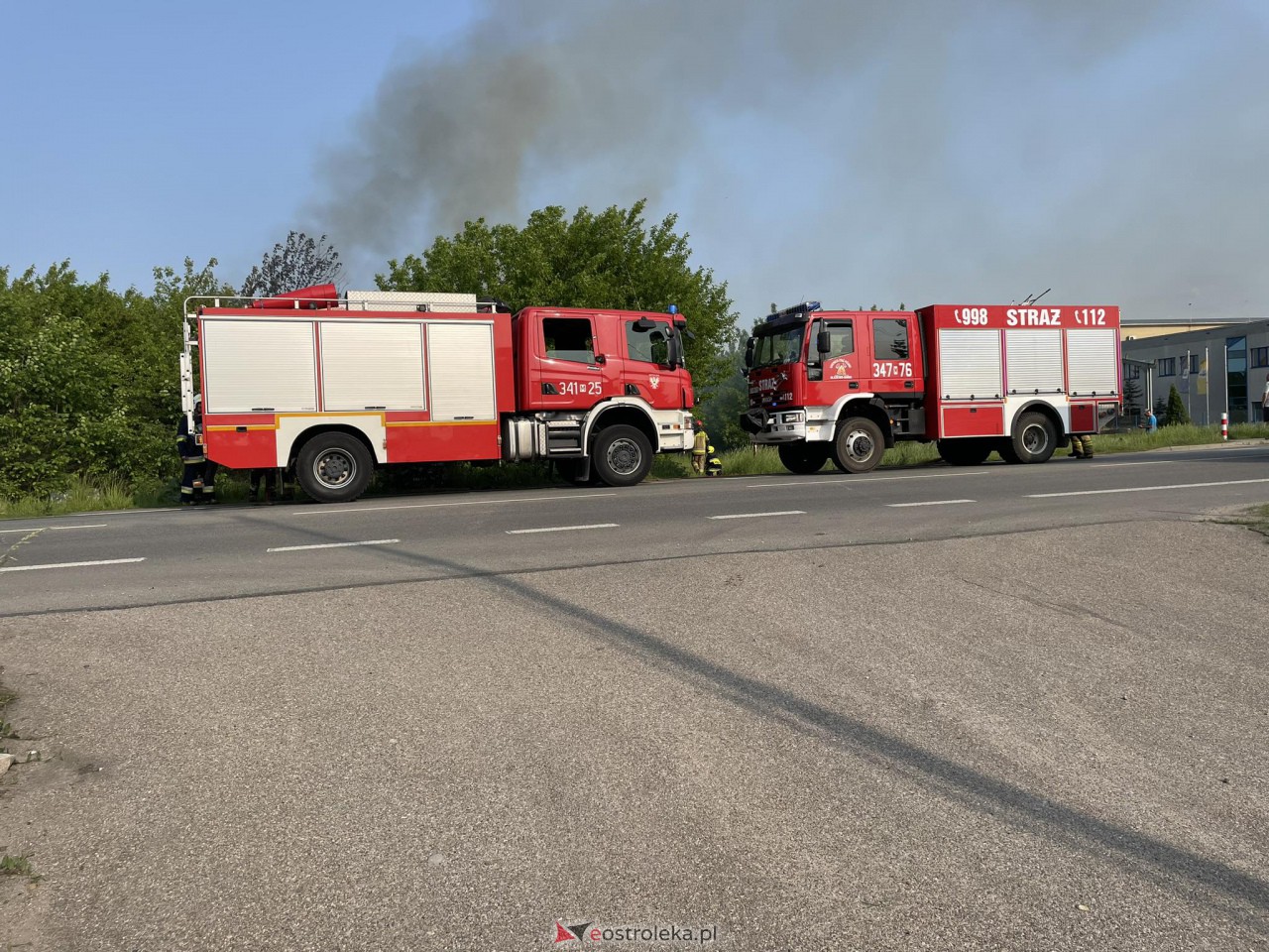 Pożar pustostanu przy Warszawskiej [26.05.2023] - zdjęcie #3 - eOstroleka.pl