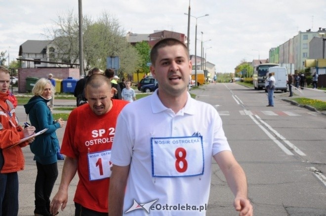 XVII Międzynarodowy Półmaraton Kurpiowski (08.05.2011) - zdjęcie #4 - eOstroleka.pl