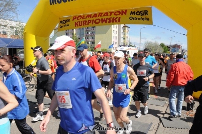 XVII Międzynarodowy Półmaraton Kurpiowski (08.05.2011) - zdjęcie #51 - eOstroleka.pl
