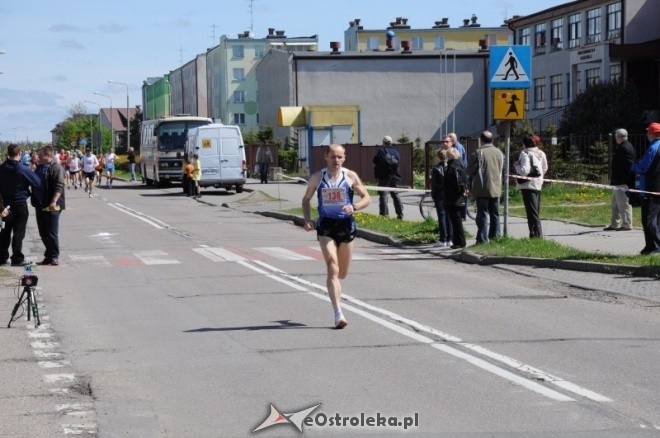 XVII Międzynarodowy Półmaraton Kurpiowski (08.05.2011) - zdjęcie #57 - eOstroleka.pl