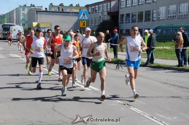 XVII Międzynarodowy Półmaraton Kurpiowski (08.05.2011) - zdjęcie #301 - eOstroleka.pl
