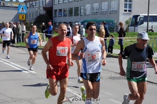 XVII Międzynarodowy Półmaraton Kurpiowski (08.05.2011) - zdjęcie #299 - eOstroleka.pl