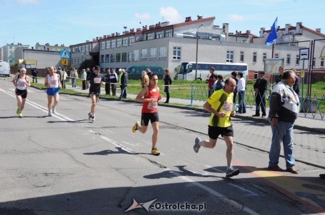 XVII Międzynarodowy Półmaraton Kurpiowski (08.05.2011) - zdjęcie #64 - eOstroleka.pl