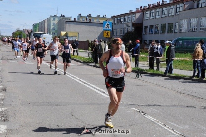 XVII Międzynarodowy Półmaraton Kurpiowski (08.05.2011) - zdjęcie #66 - eOstroleka.pl