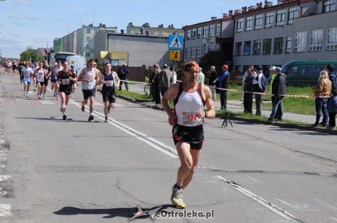 XVII Międzynarodowy Półmaraton Kurpiowski (08.05.2011) - zdjęcie #294 - eOstroleka.pl