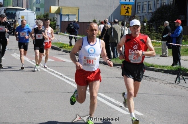 XVII Międzynarodowy Półmaraton Kurpiowski (08.05.2011) - zdjęcie #69 - eOstroleka.pl