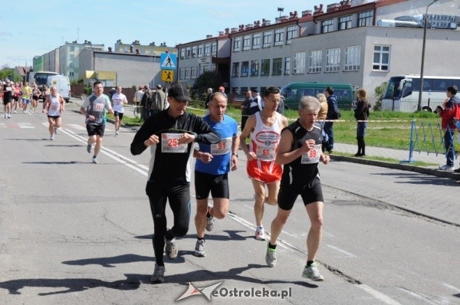 XVII Międzynarodowy Półmaraton Kurpiowski (08.05.2011) - zdjęcie #290 - eOstroleka.pl