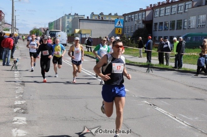 XVII Międzynarodowy Półmaraton Kurpiowski (08.05.2011) - zdjęcie #287 - eOstroleka.pl