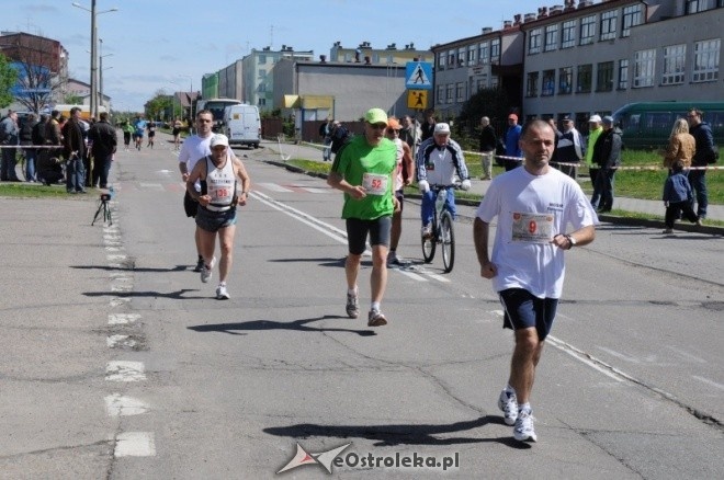 XVII Międzynarodowy Półmaraton Kurpiowski (08.05.2011) - zdjęcie #108 - eOstroleka.pl