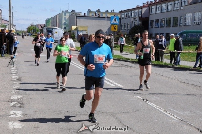 XVII Międzynarodowy Półmaraton Kurpiowski (08.05.2011) - zdjęcie #109 - eOstroleka.pl